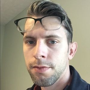 Meet your Posher, Dustin